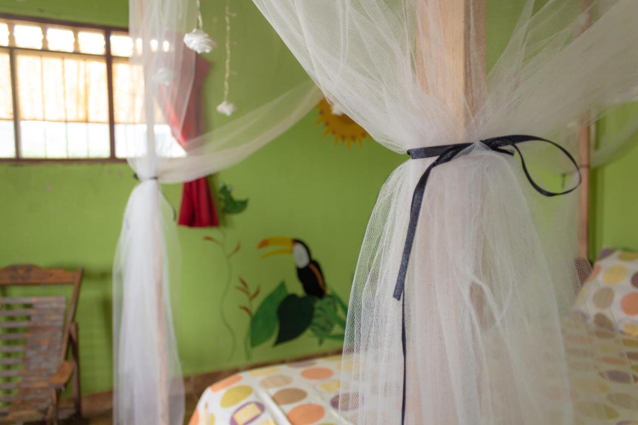 Perezoso Hostel Rurrenabaque Zewnętrze zdjęcie