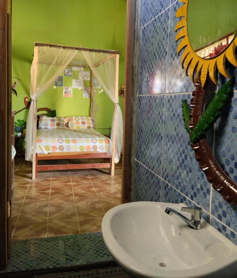 Perezoso Hostel Rurrenabaque Zewnętrze zdjęcie
